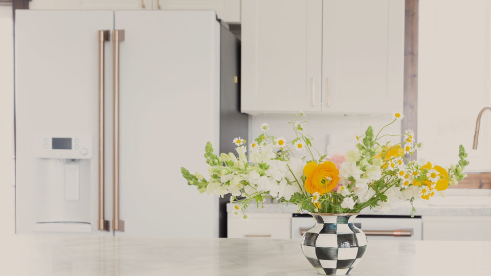 The Top <em>Fridge Finds</em> For Clean, Organic Eating