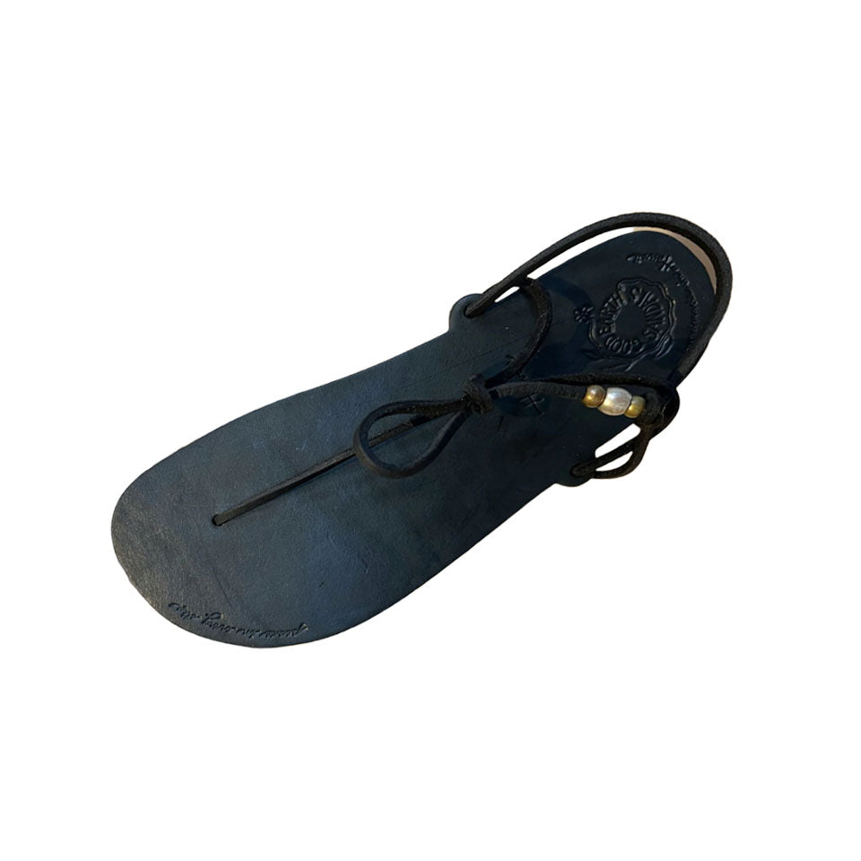 Good Earth Maui Sandals